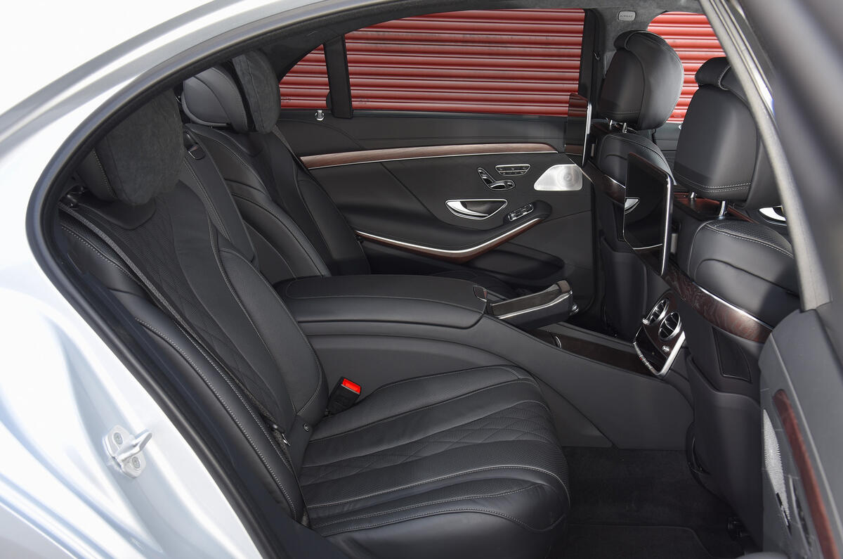 Mercedes-Benz S-Class rear seats
