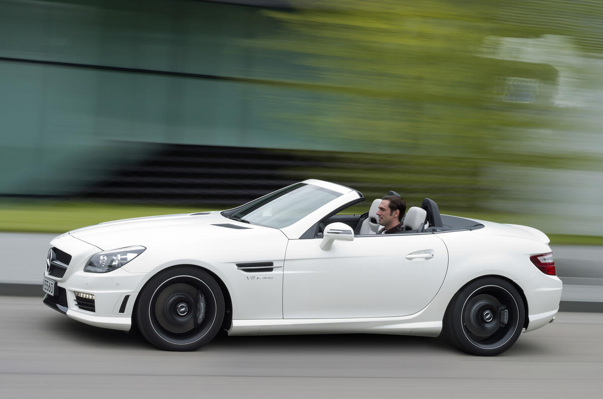 Mercedes SLK55 AMG revealed