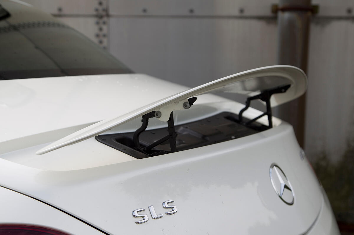 Spoiler extends at 70mph and retracts again at 50mph Mercedes-AMG SLS rear wing
