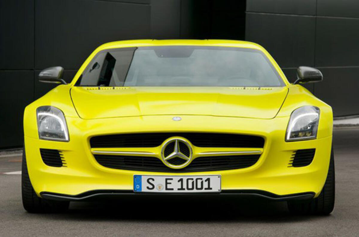Mercedes SLS E-cell leaks out