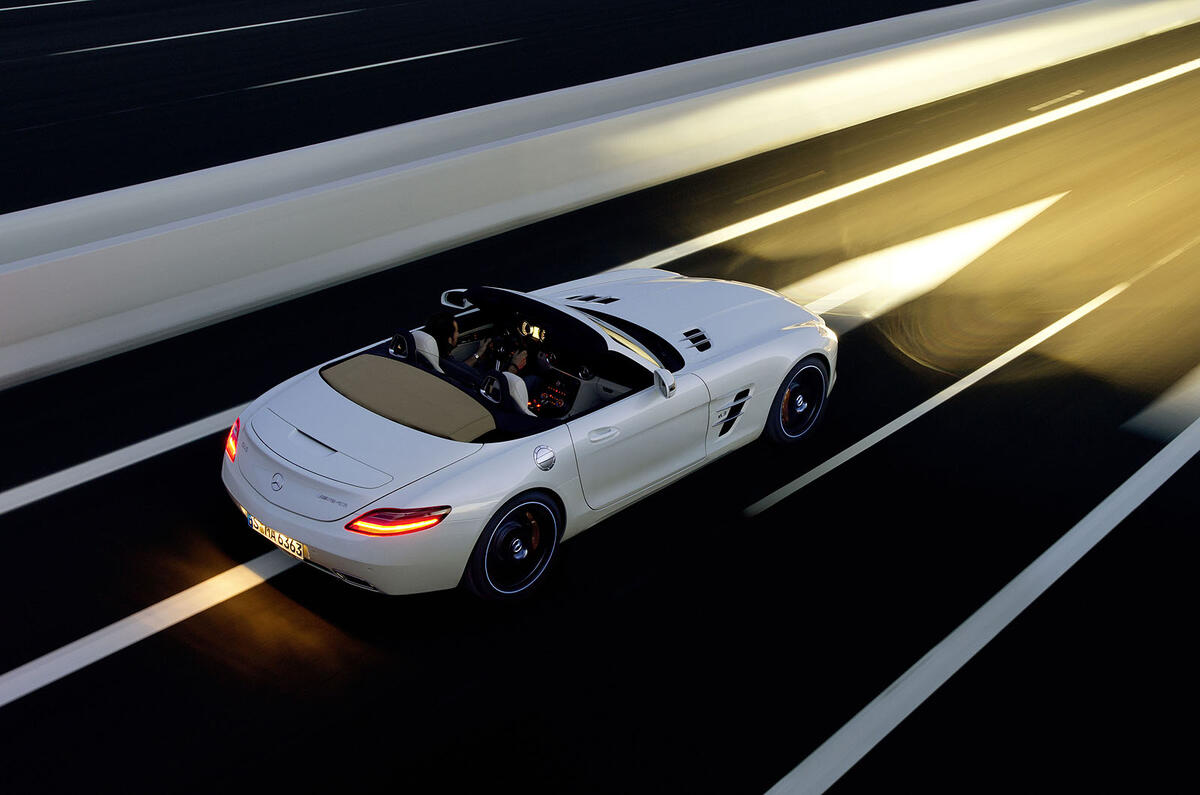 Frankfurt show - Mercedes SLS Roadster Frankfurt show - Mercedes SLS Roadster