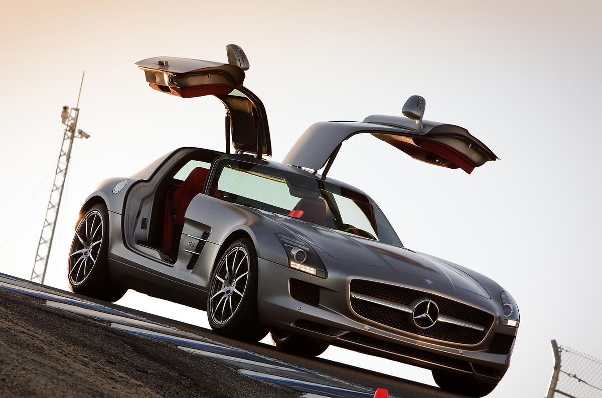 Mercedes SLS to cost £157,500