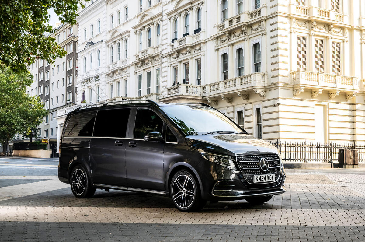 Mercedes Benz V Class 2025 Review front static 0059