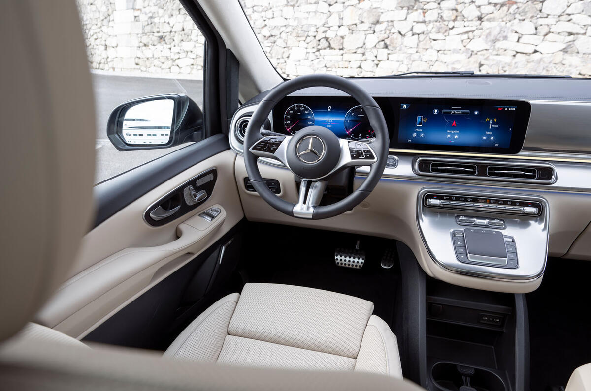 mercedes benz vlass avis 2024 08 tableau de bord
