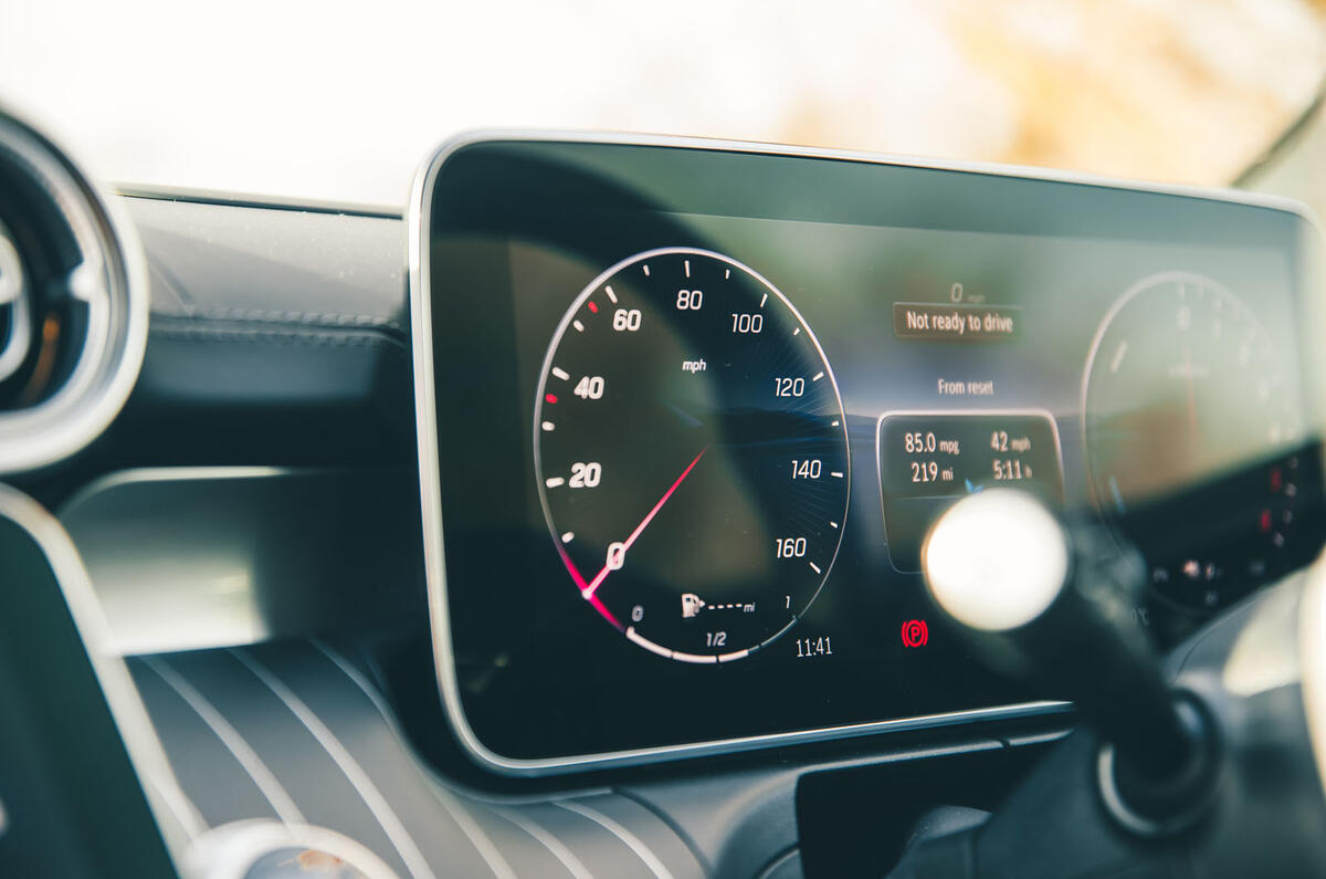 MErcedes C Class reveiw 2025 013