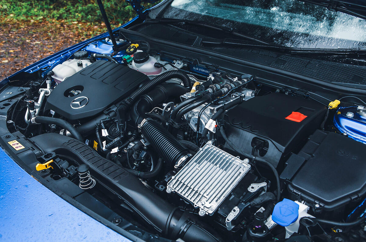 mercedes cla 250e 2023 engine mercedes cla 250e 2023 engine