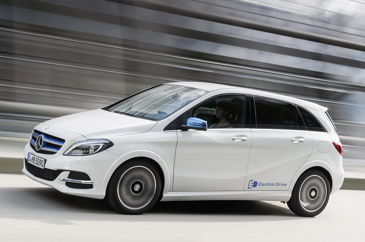 Facelifted Mercedes-Benz B-class revealed Facelifted Mercedes-Benz B-class revealed
