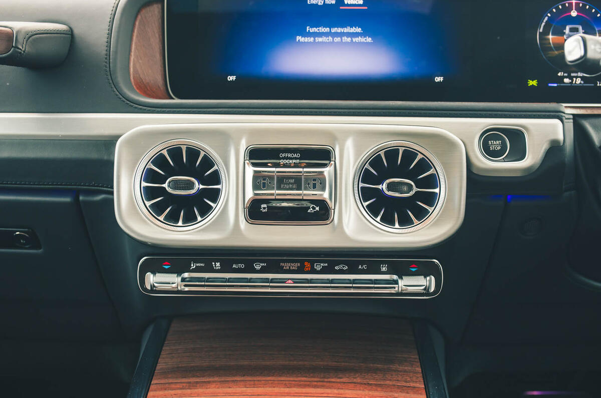 Mercedes G580 EQ review 2025 16