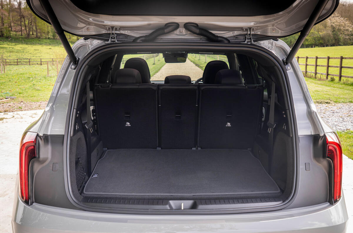 Mercedes GLB review 2026 015