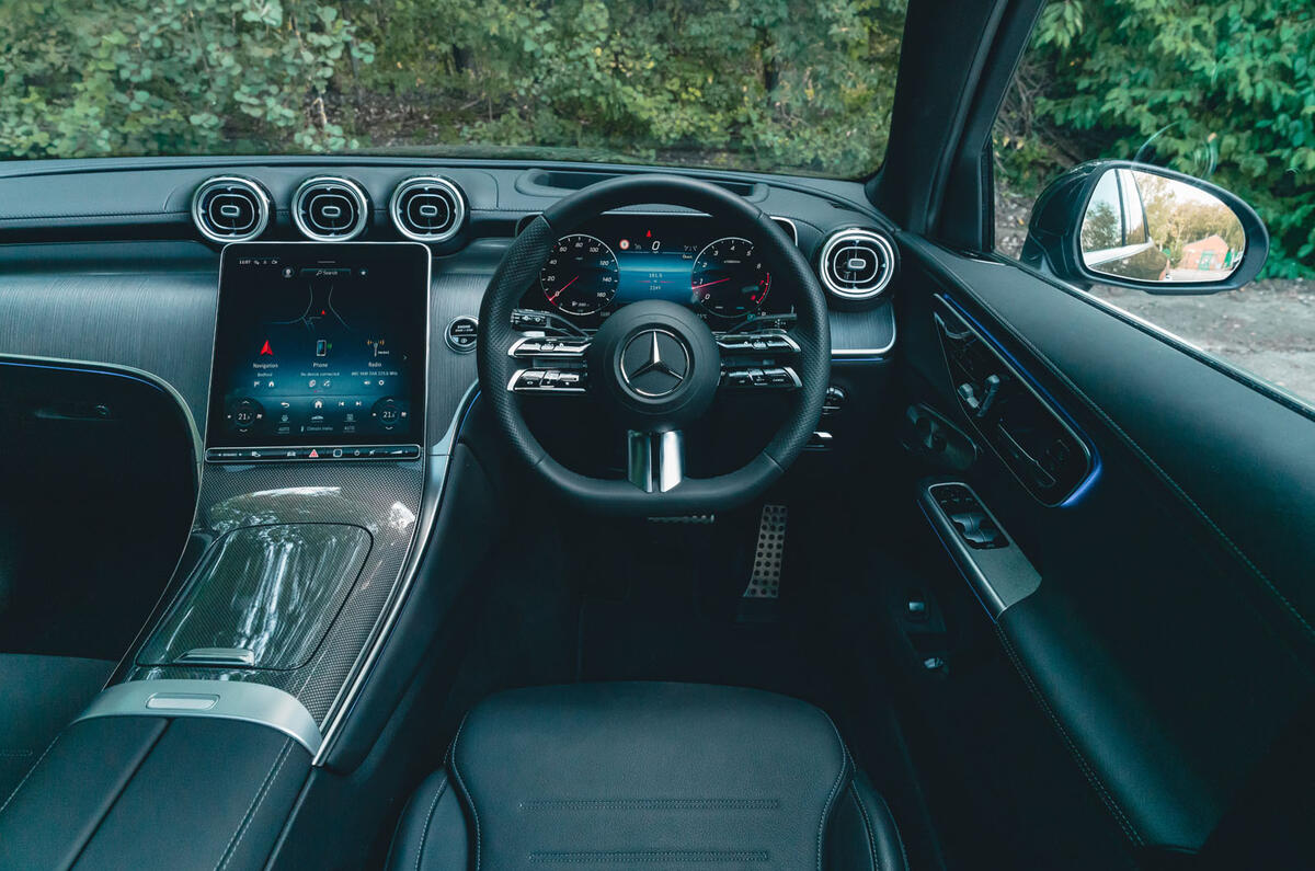 mercedes glc review 2023 06 dash mercedes glc review 2023 06 dash
