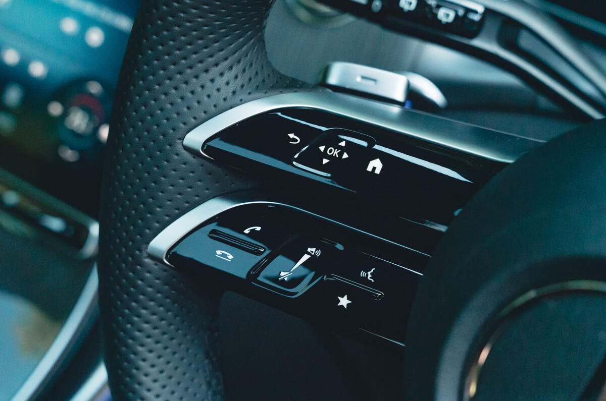 mercedes glc review 2023 12 steering wheel buttons mercedes glc review 2023 12 steering wheel buttons