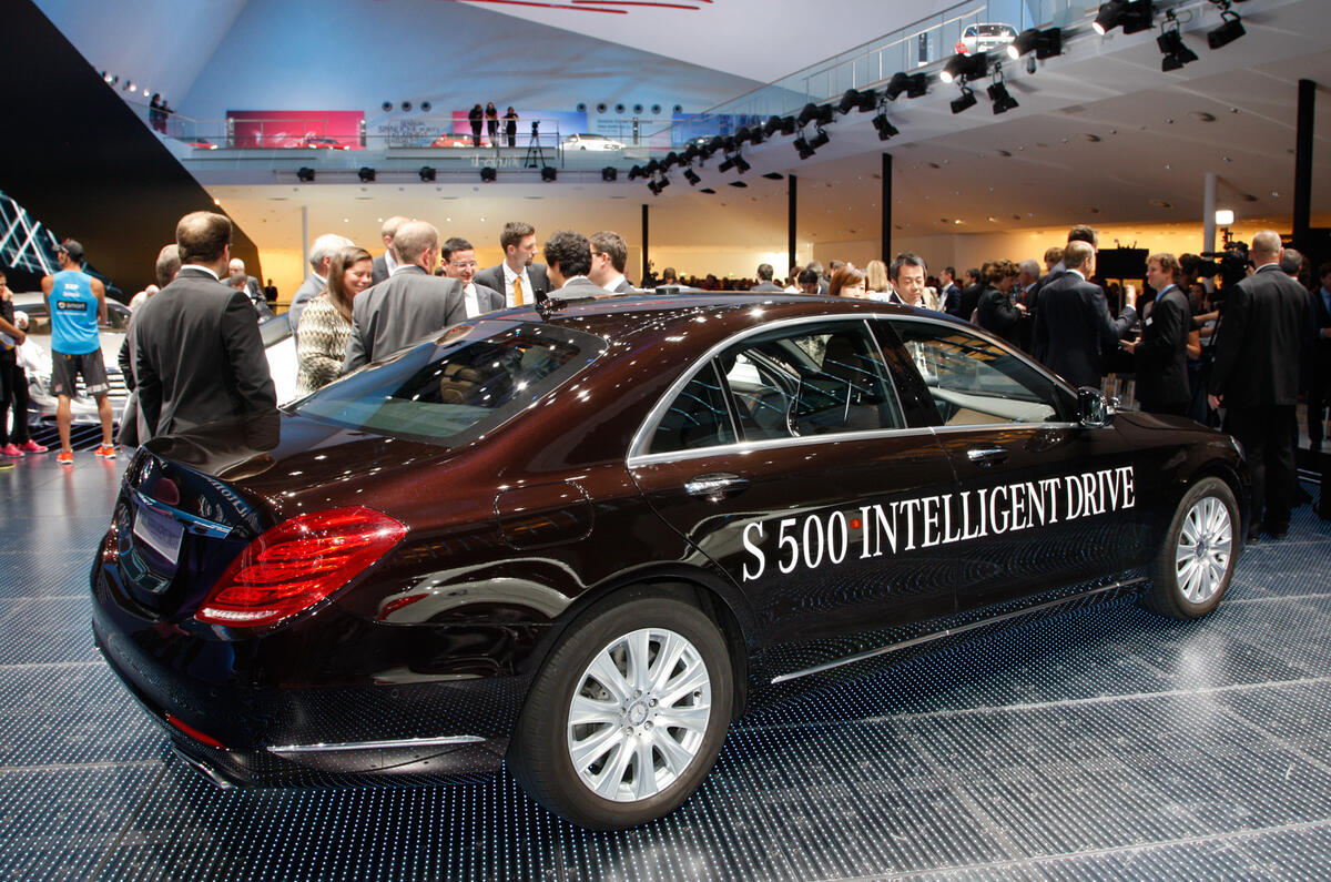 Mercedes-Benz S500 plug-in hybrid shown