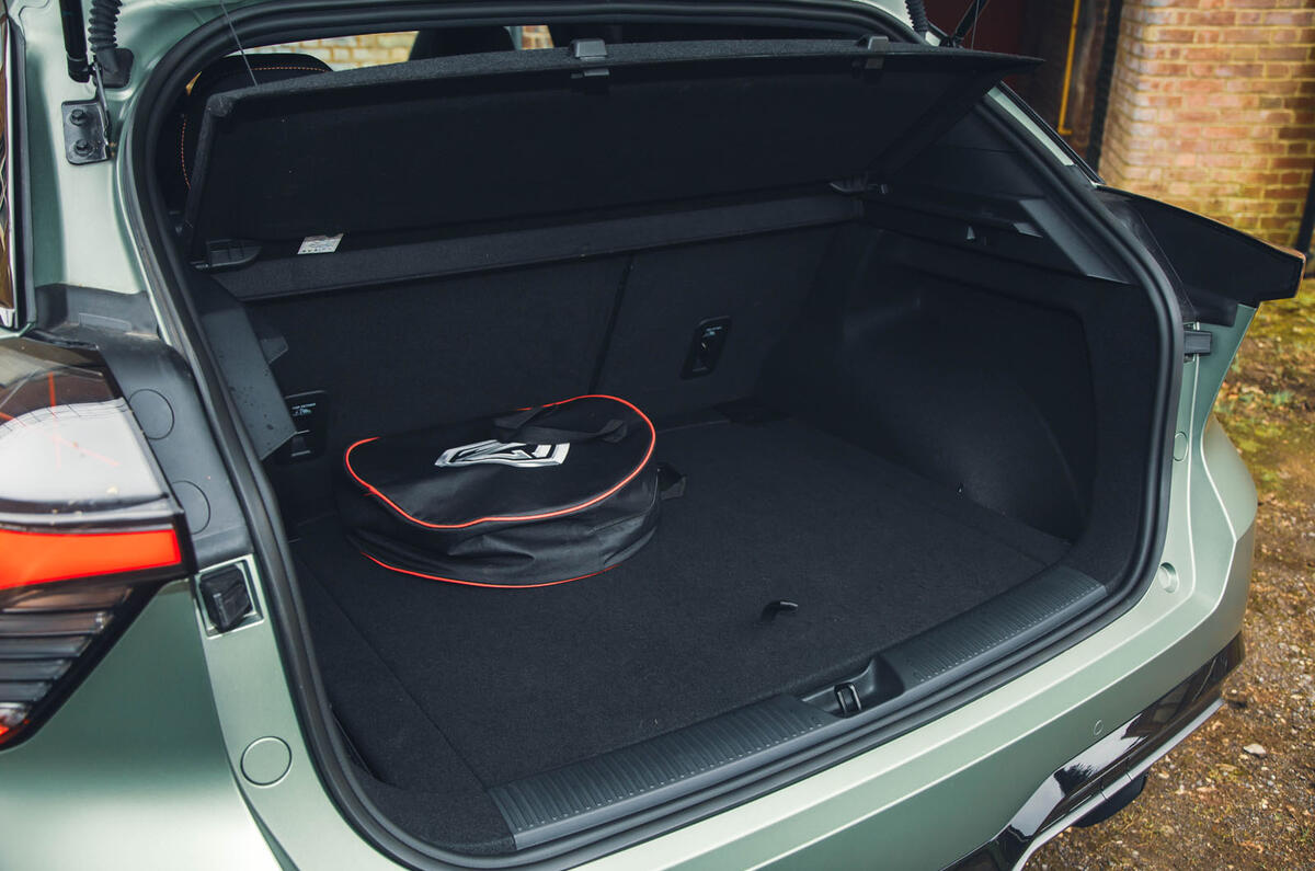 MG 4 X Power 2025 Review boot 11 MG 4 X Power 2025 Review boot 11