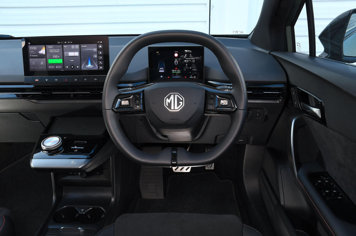 MG 4 X Power 2025 Review dash 9167 MG 4 X Power 2025 Review dash 9167