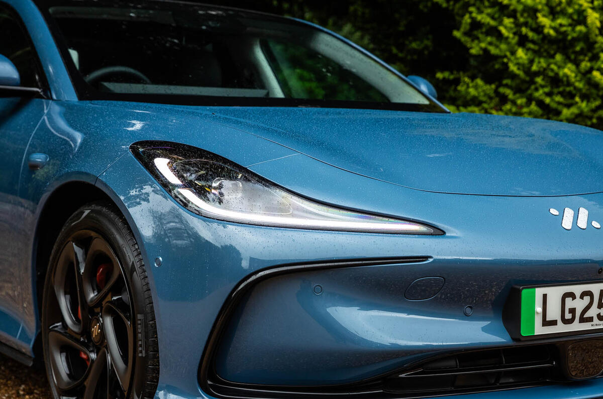 MG IM5 review 2025 027