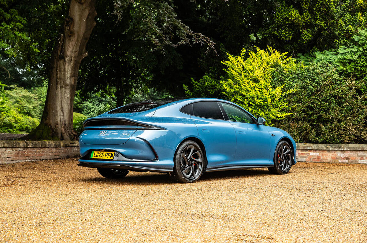 MG IM5 review 2025 044