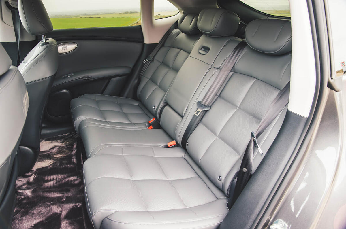 MG IM6 review 2025 0020