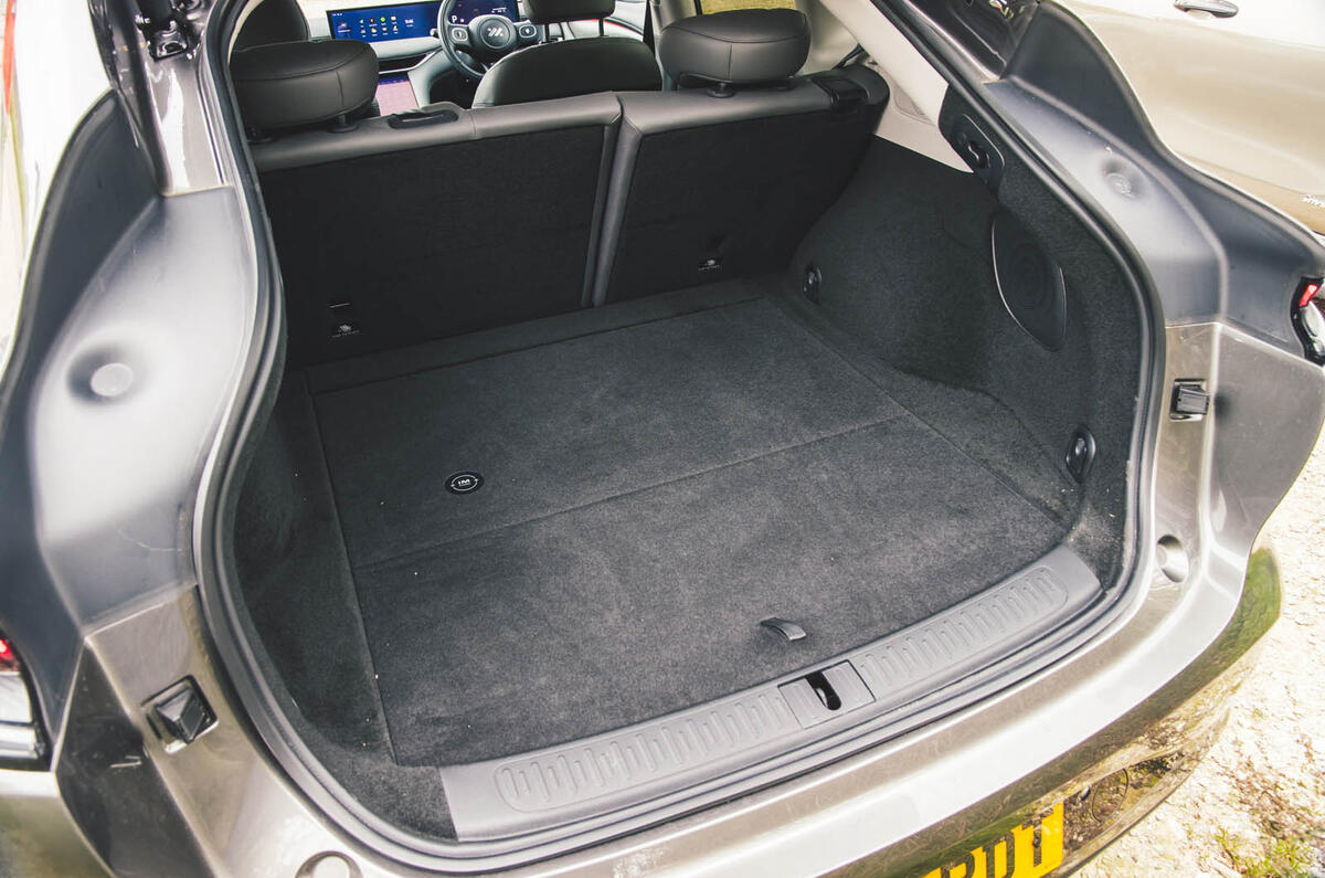 MG IM6 review 2025 0022