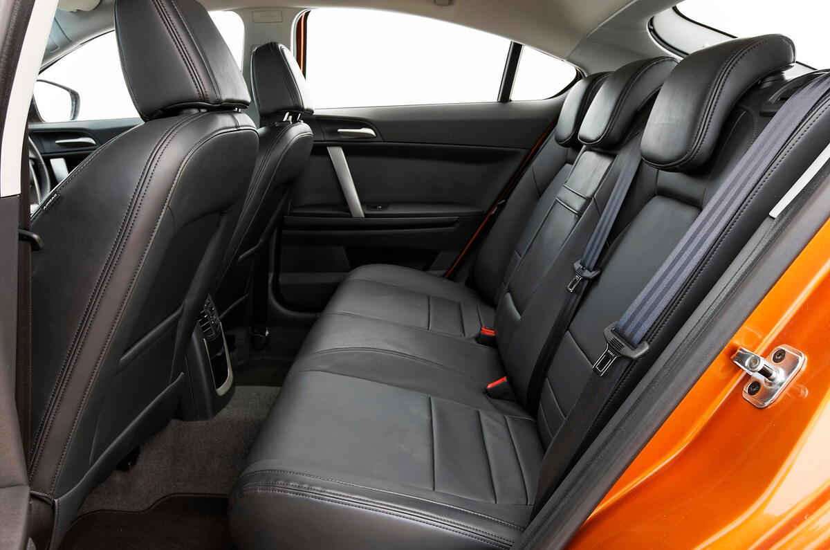 Rear has plenty of legroom and three adults will fit across with elbows touching MG6 rear seats