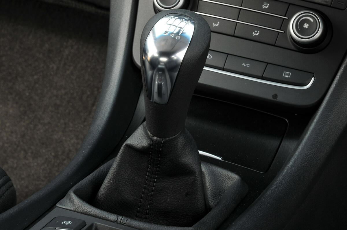 MG 6 manual gearbox