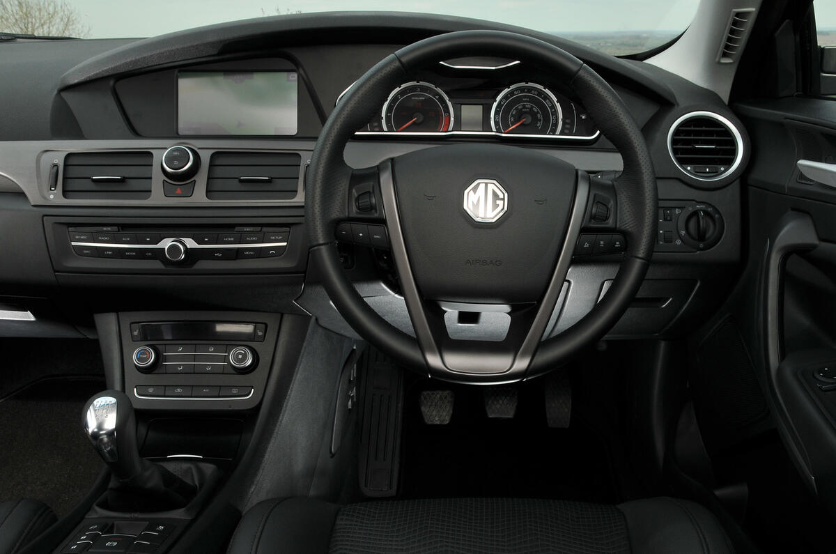 MG 6 dashboard