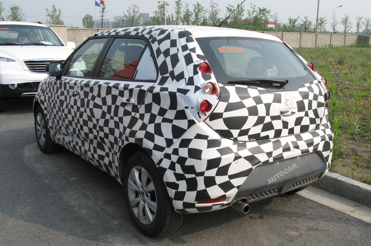 Production MG 3: first pics
