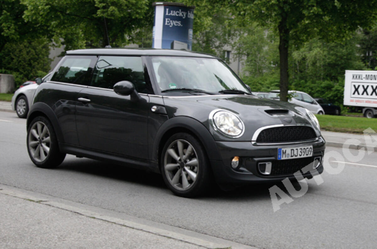 Revised Mini spied undisguised