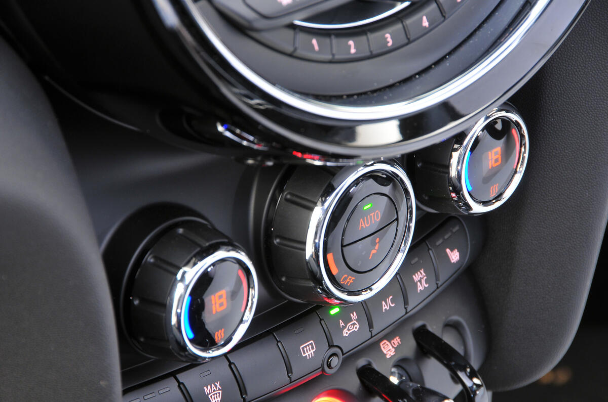Mini Cooper climate controls
