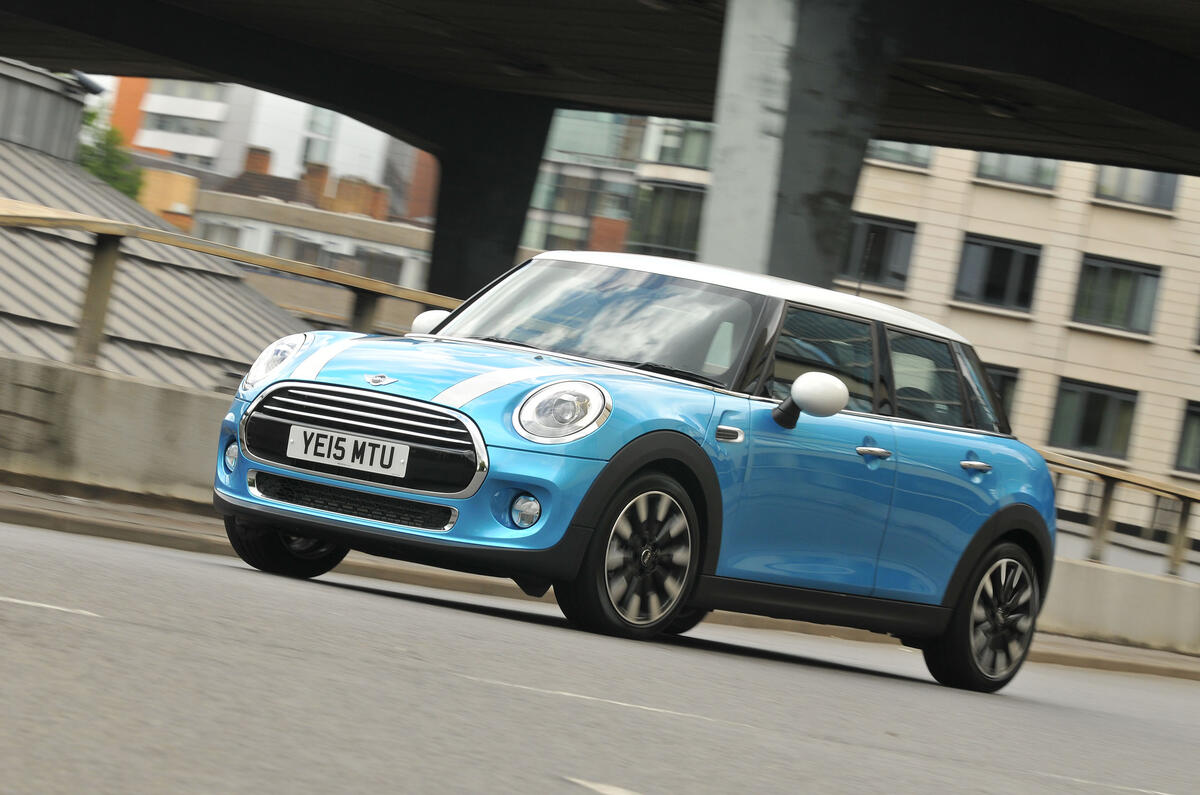 Mini Cooper cornering