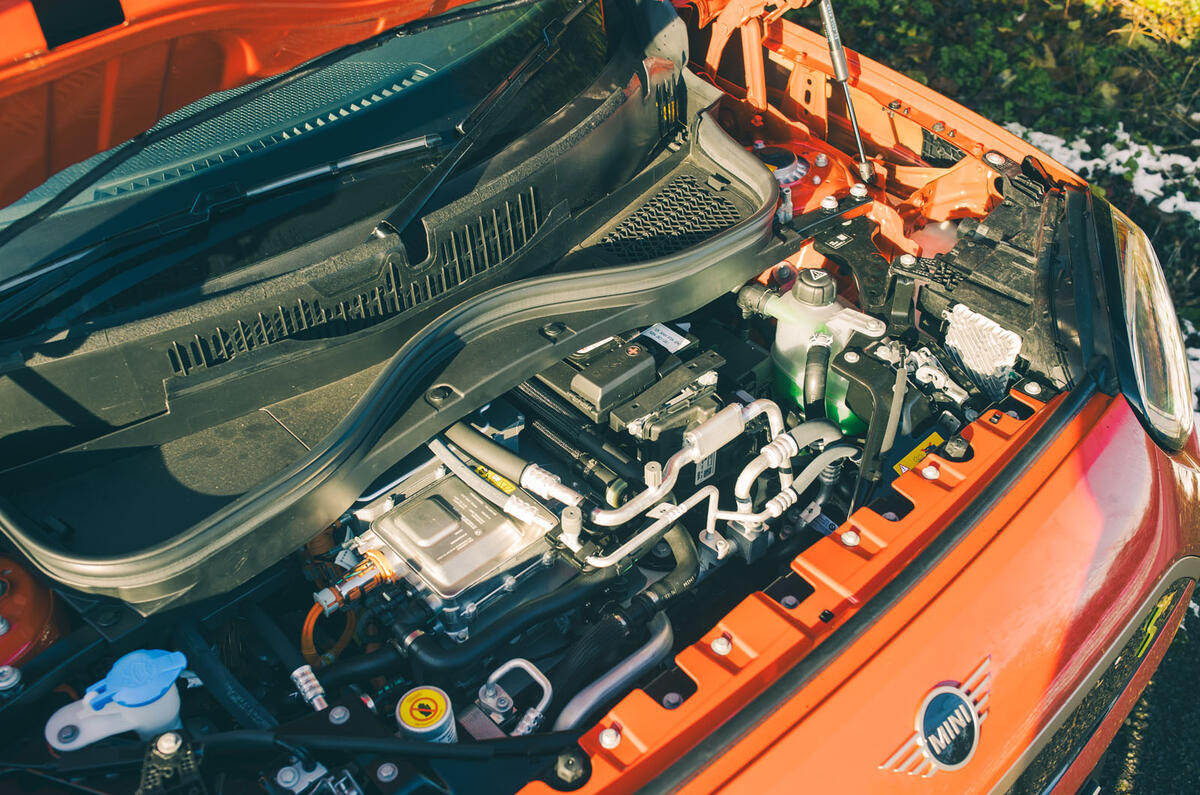 MINI Aceman review 2025 022 motor MINI Aceman review 2025 022 motor