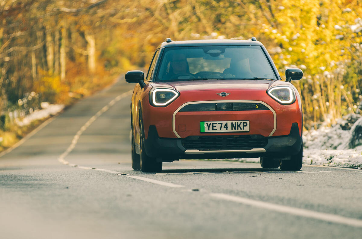 MINI Aceman review 2025 025 front pan MINI Aceman review 2025 025 front pan