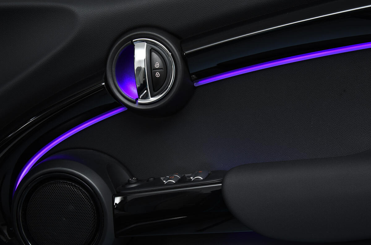 Mini Convertible mood lighting