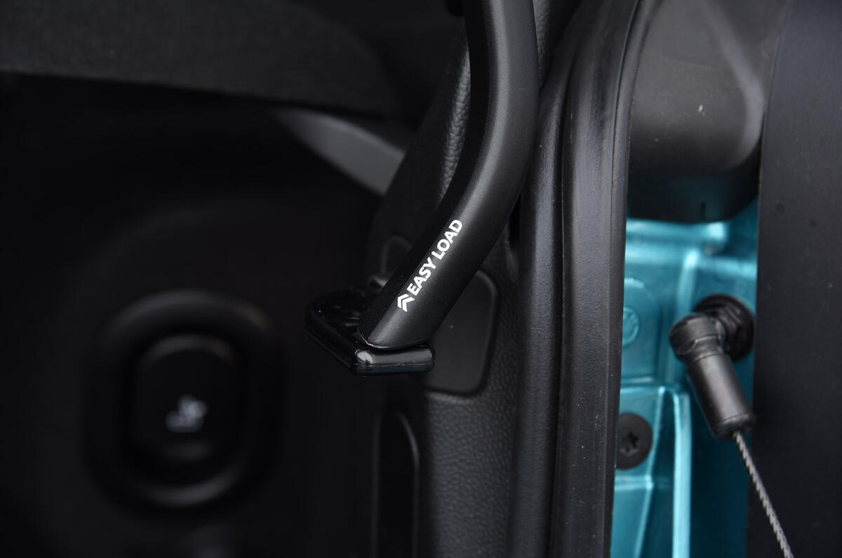 Mini Convertible easy load boot opening