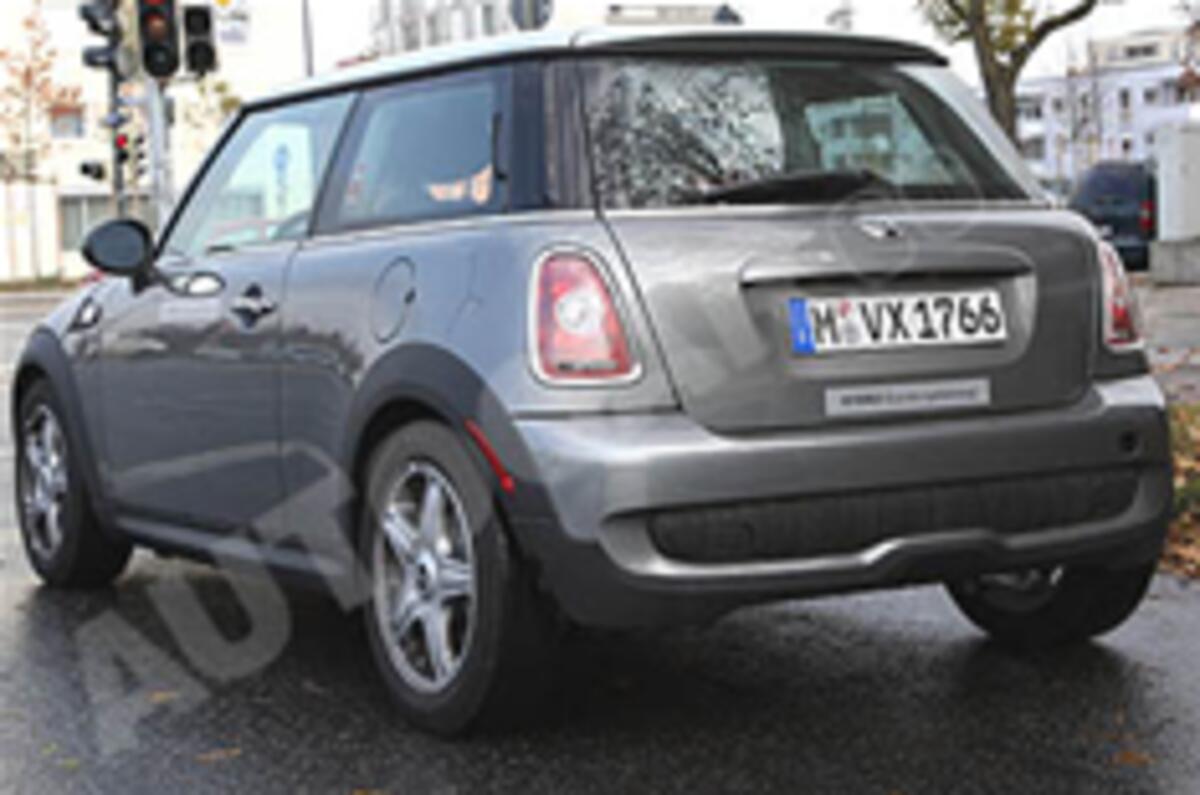 Spied: electric Mini