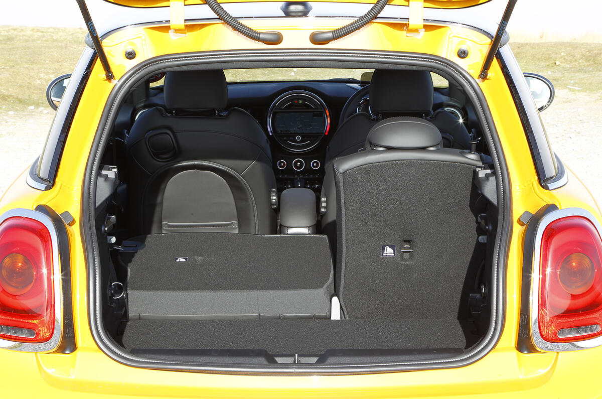Mini Cooper S seating flexibility