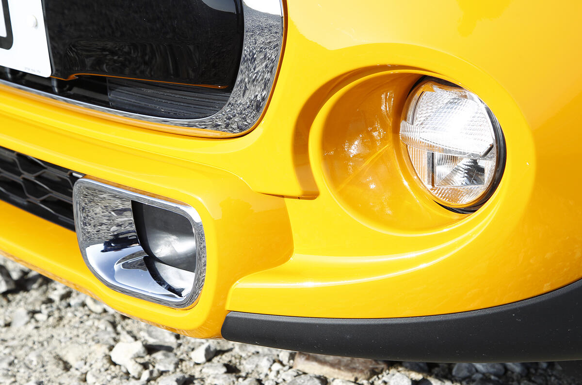 Mini Cooper S front air intake