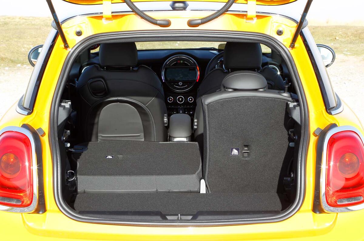 Mini cooper s RT sièges intérieurs rabattus