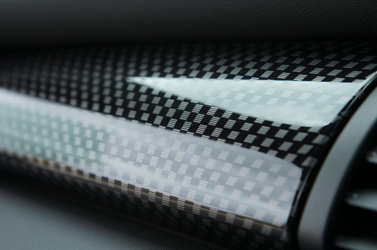 Mini Cooper S Works 210 carbonfibre dash trim