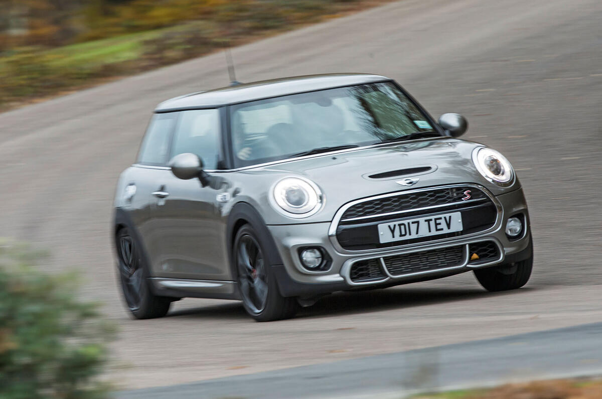 Mini Cooper S Works 210 cornering