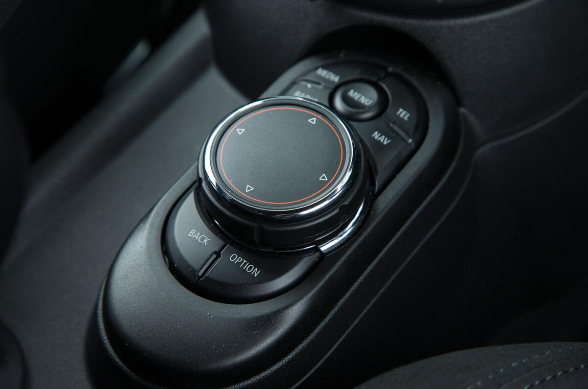 Mini Cooper S Works 210 infotainment controller