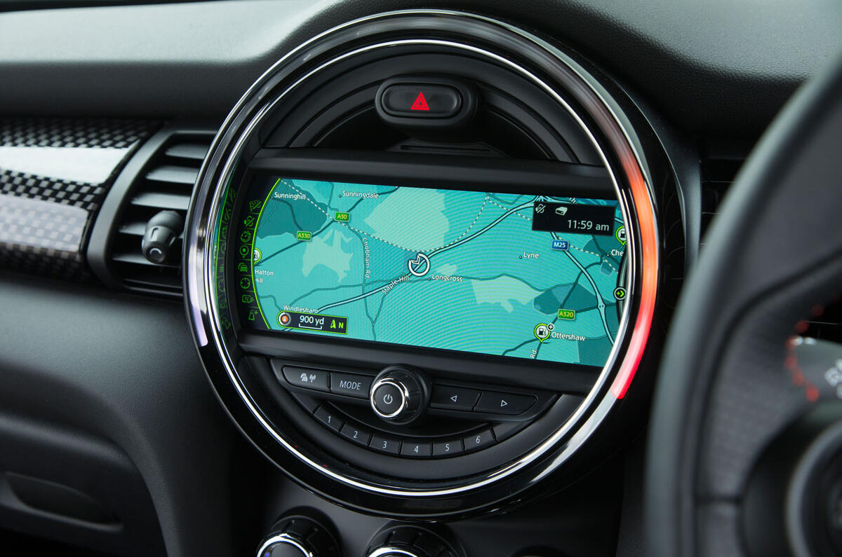 Mini Cooper S Works 210 infotainment system