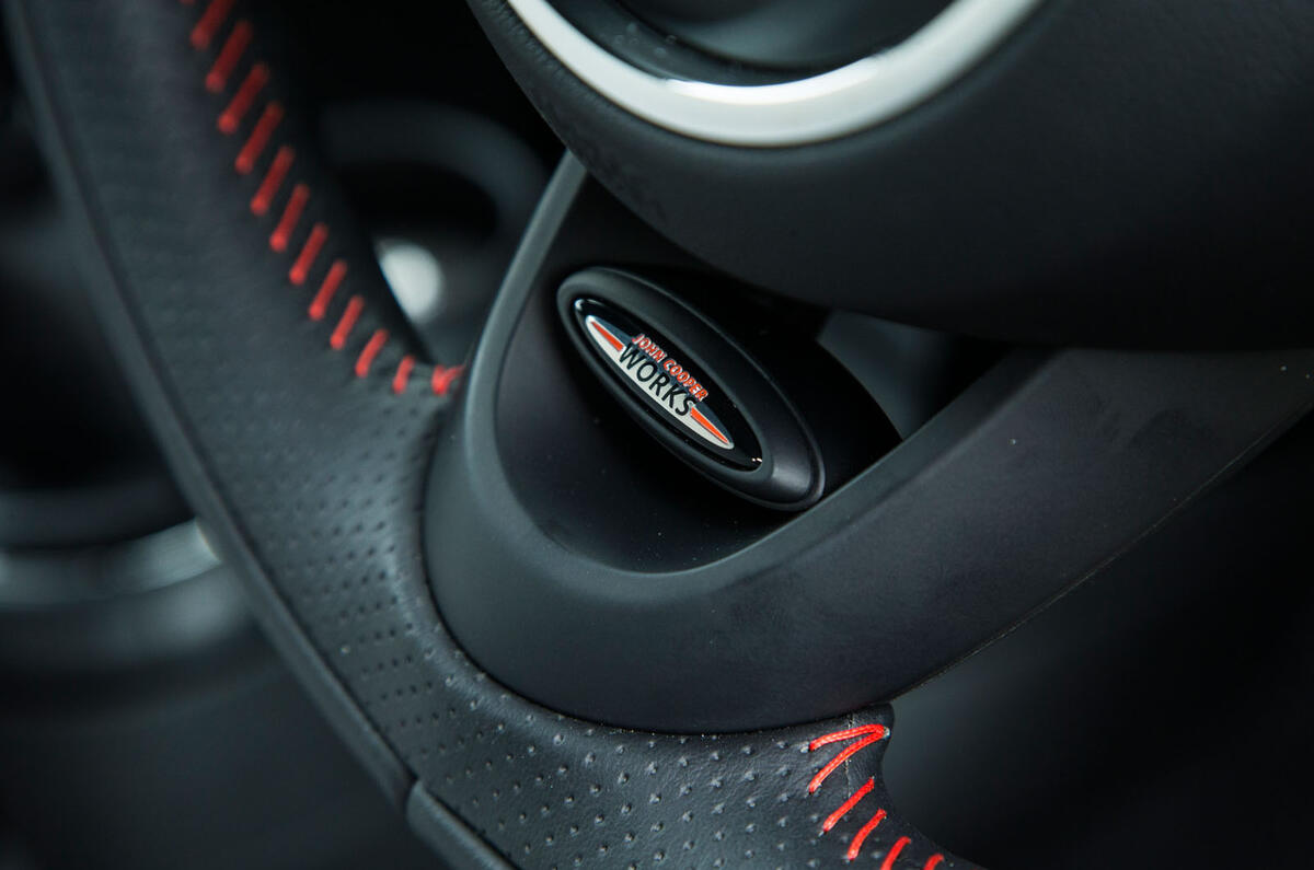 Mini Cooper S Works 210 JCW badging