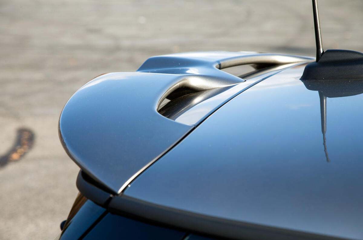 Mini Cooper S Works 210 rear spoiler