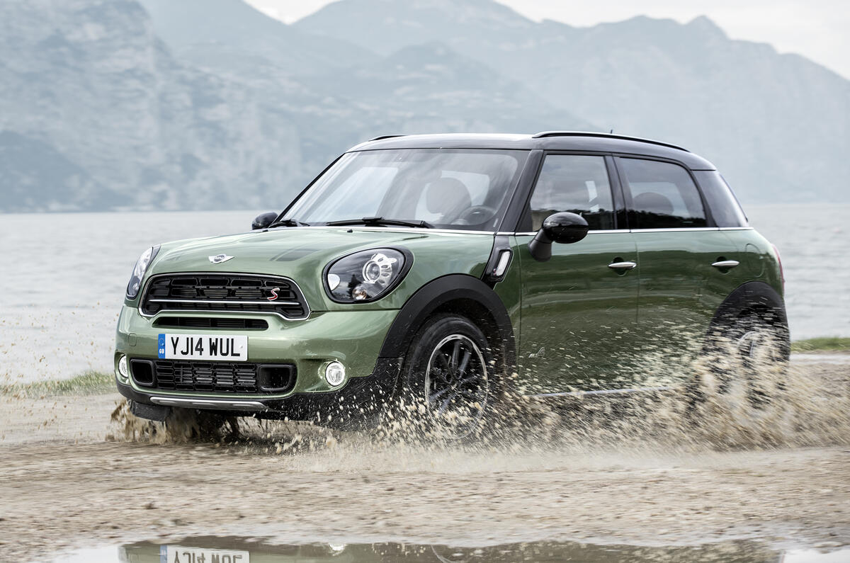 no title Minor changes for revised Mini Countryman