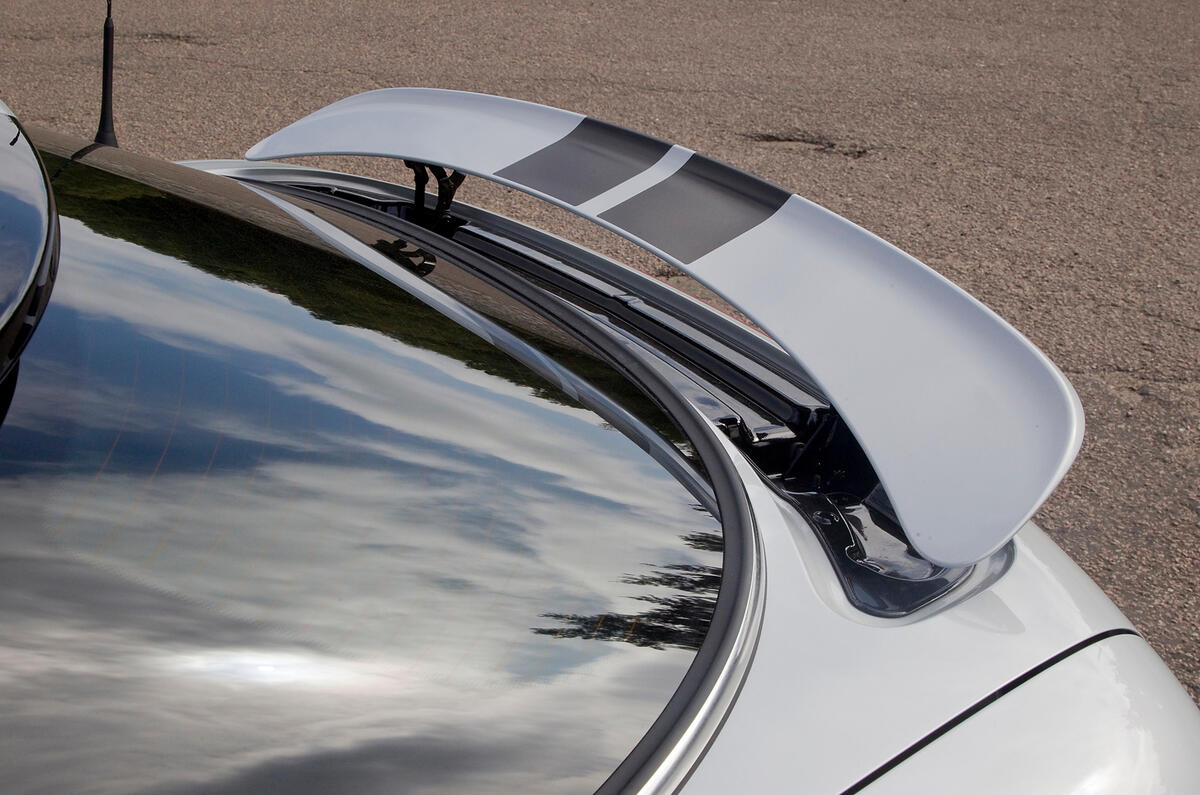Mini Coupé rear spoiler