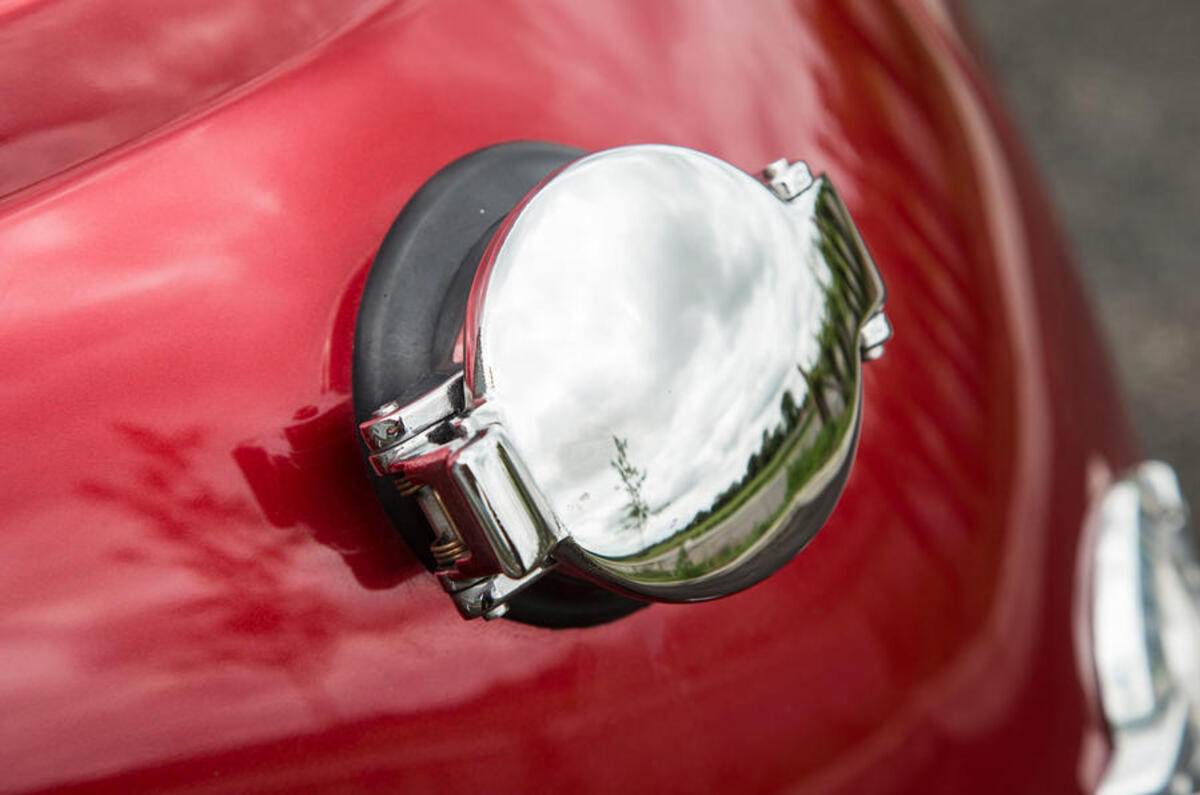 Mini Remastered fuel filler cap