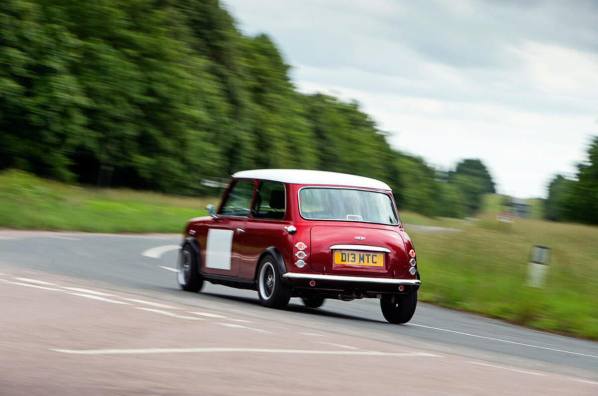 Mini Remastered rear cornering
