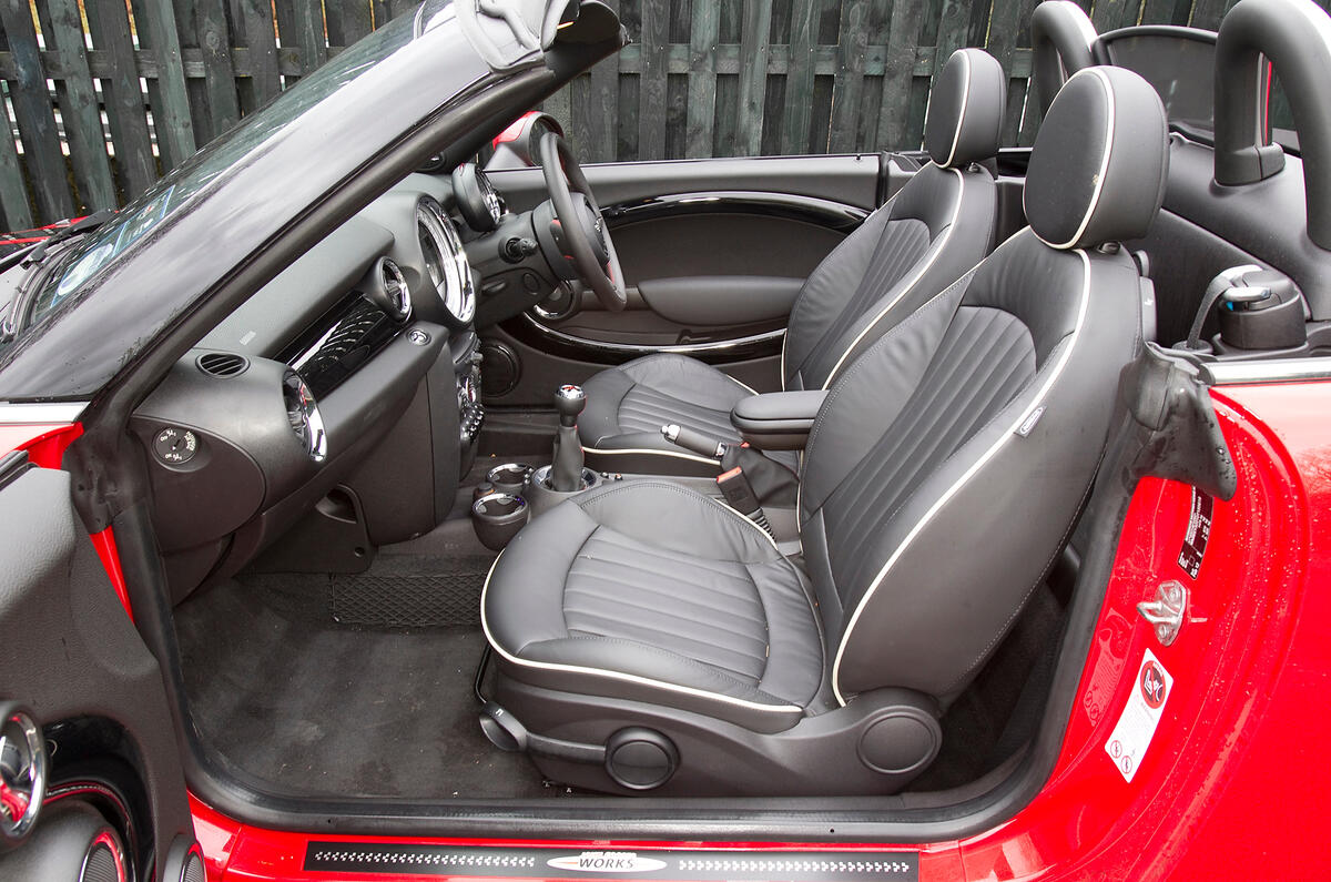 Mini Roadster interior