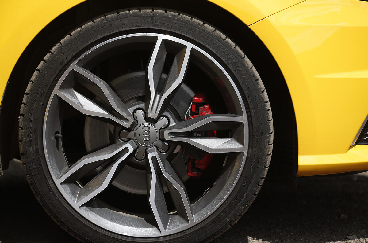 Midget gem specials - Audi S1 versus Mini Cooper S