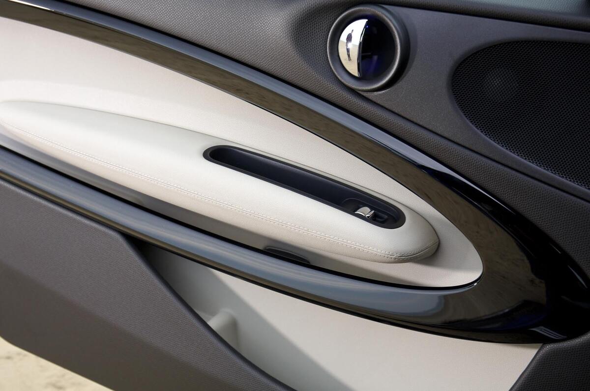 Mini Paceman door cards